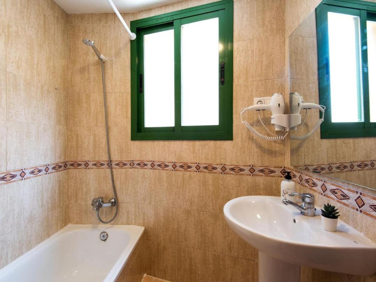 Rosaleda Center Apartment Malaga Bagian luar foto