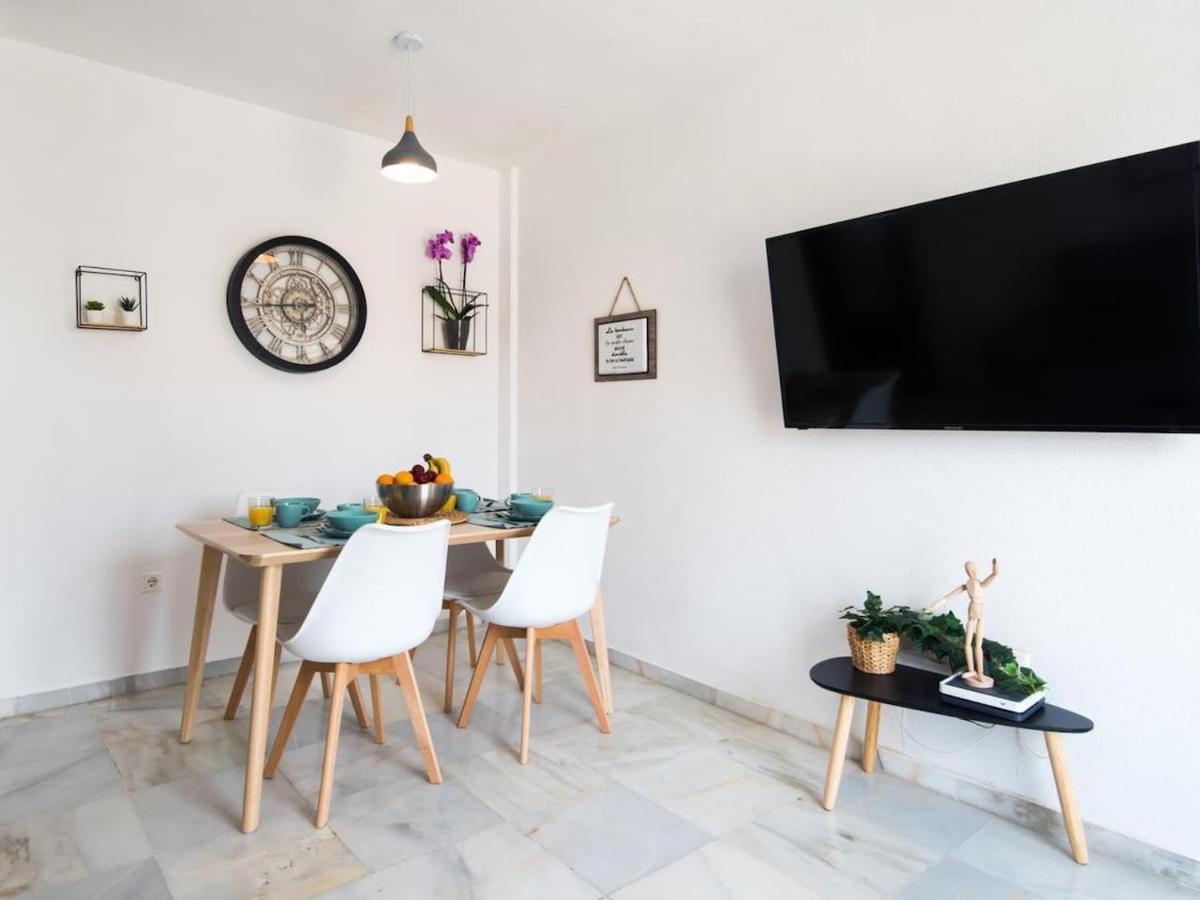 Rosaleda Center Apartment Malaga Bagian luar foto