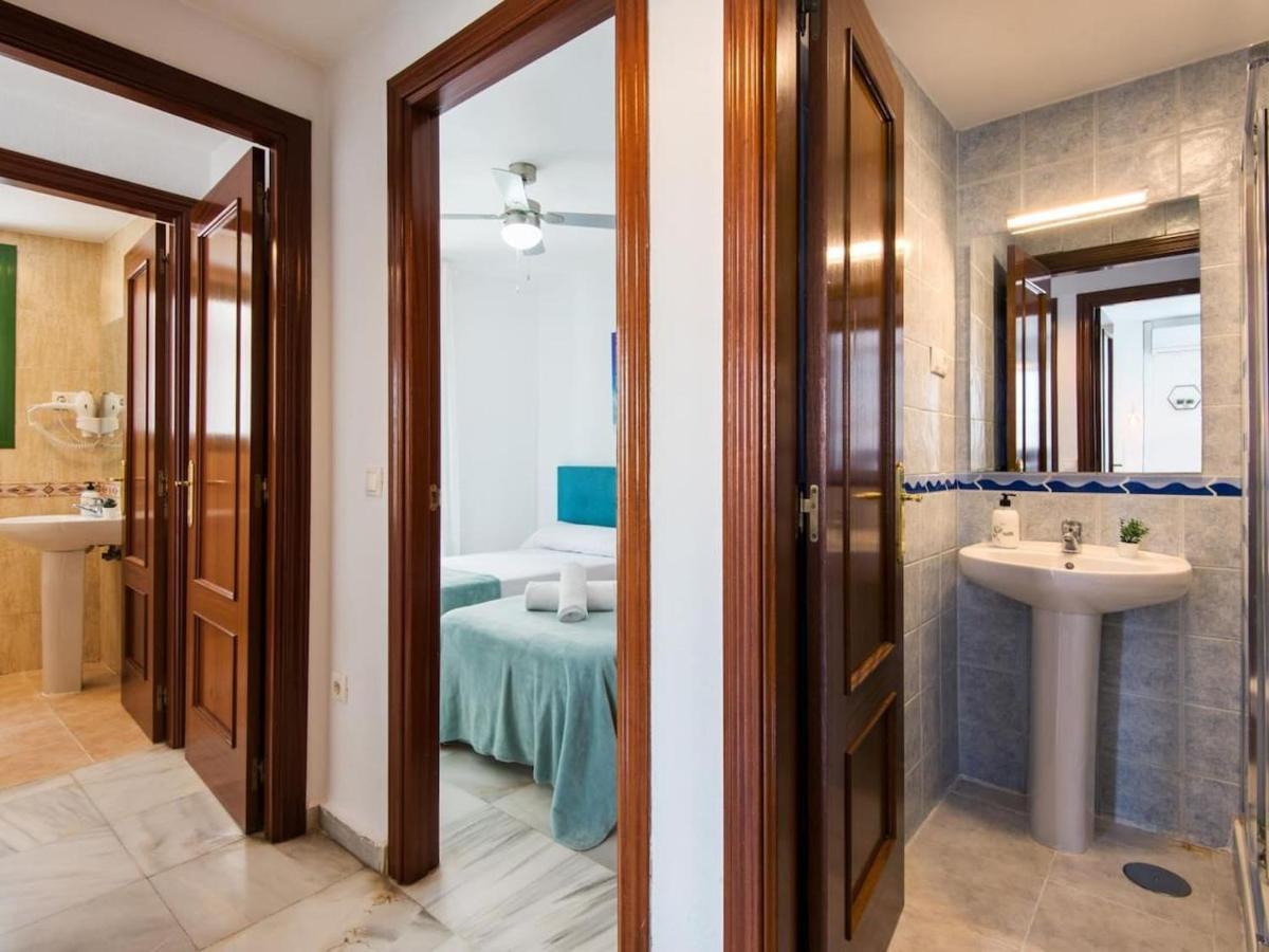 Rosaleda Center Apartment Malaga Bagian luar foto