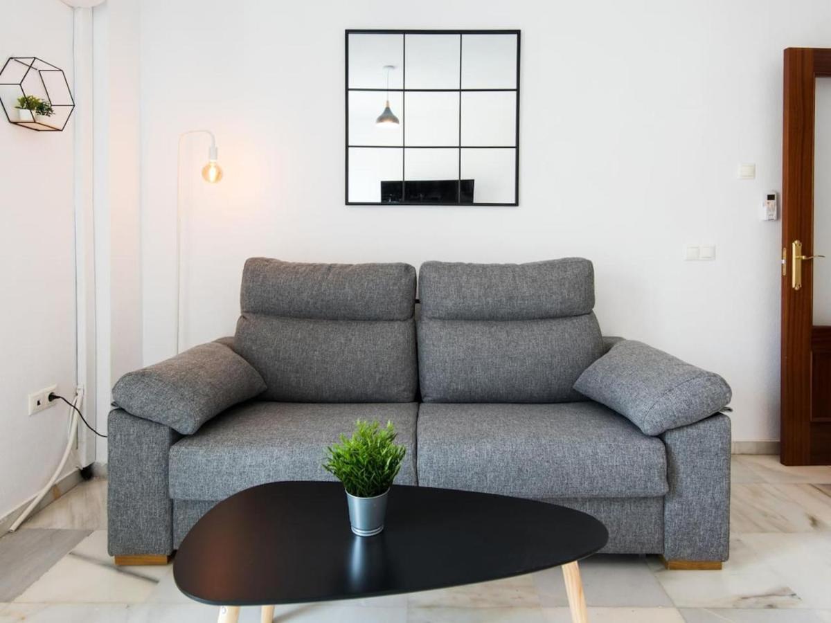 Rosaleda Center Apartment Malaga Bagian luar foto