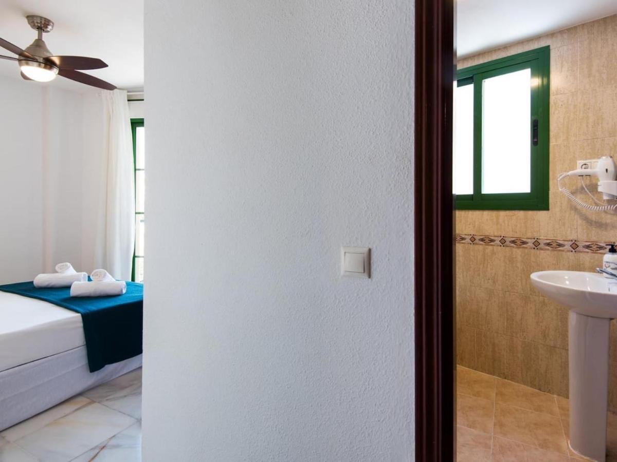 Rosaleda Center Apartment Malaga Bagian luar foto