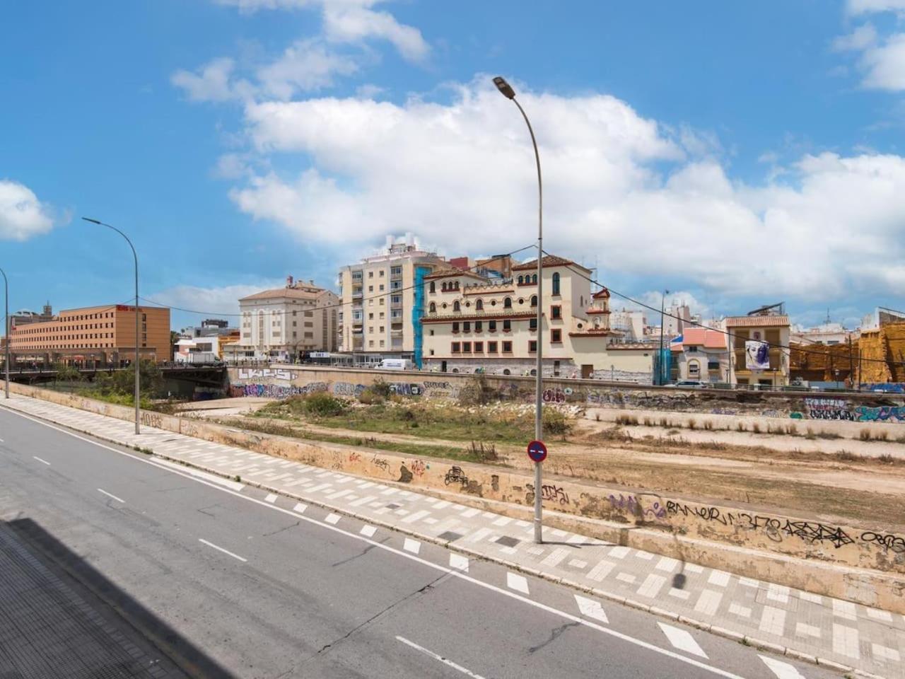 Rosaleda Center Apartment Malaga Bagian luar foto